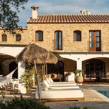 Cuatre Finques 乡村民宿 *